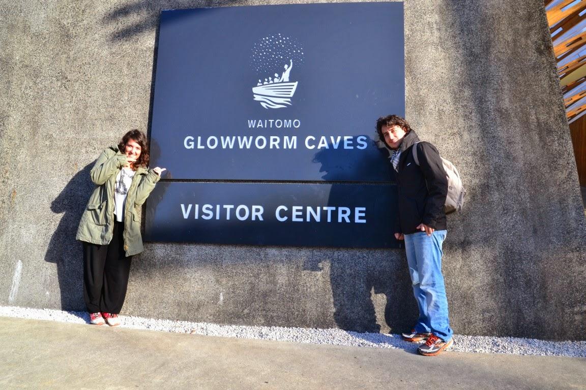 VISITARE LE GROTTE DI WAITOMO (VERMETTI LUMINOSI!)