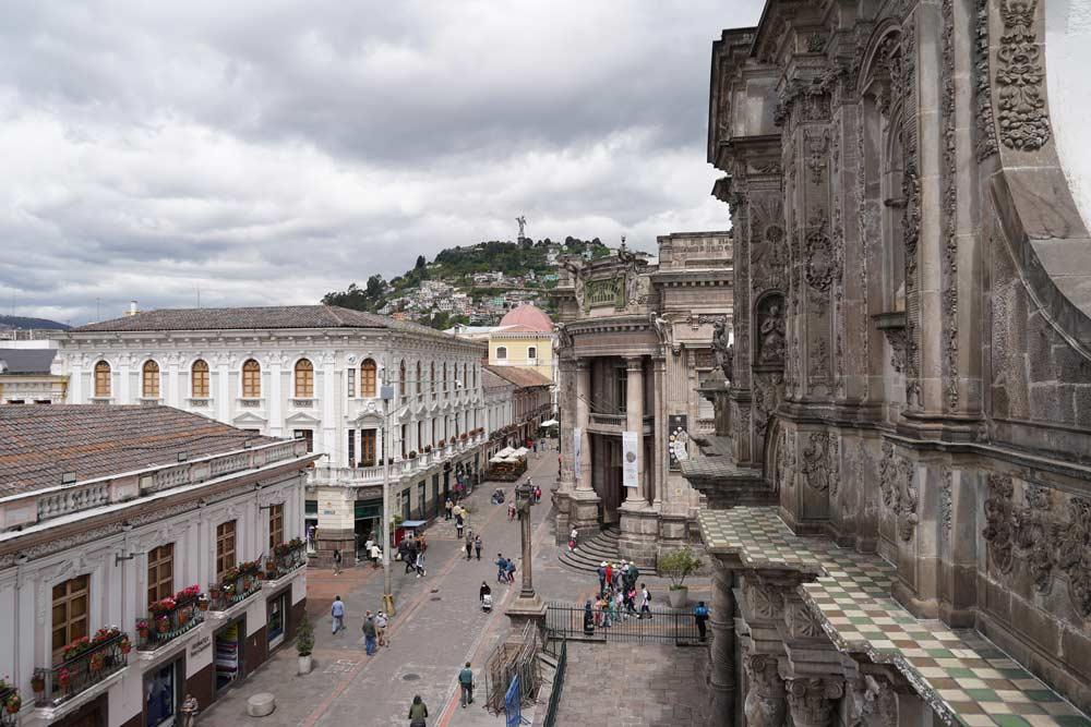 Calle 7 Cruces Quito