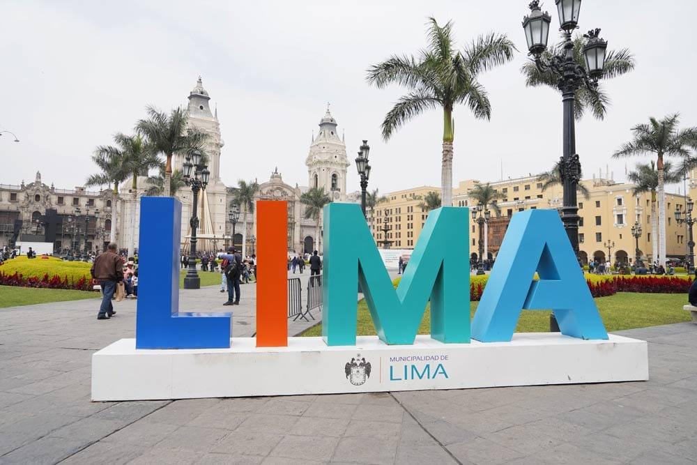 insegna Lima Plaza de Armas