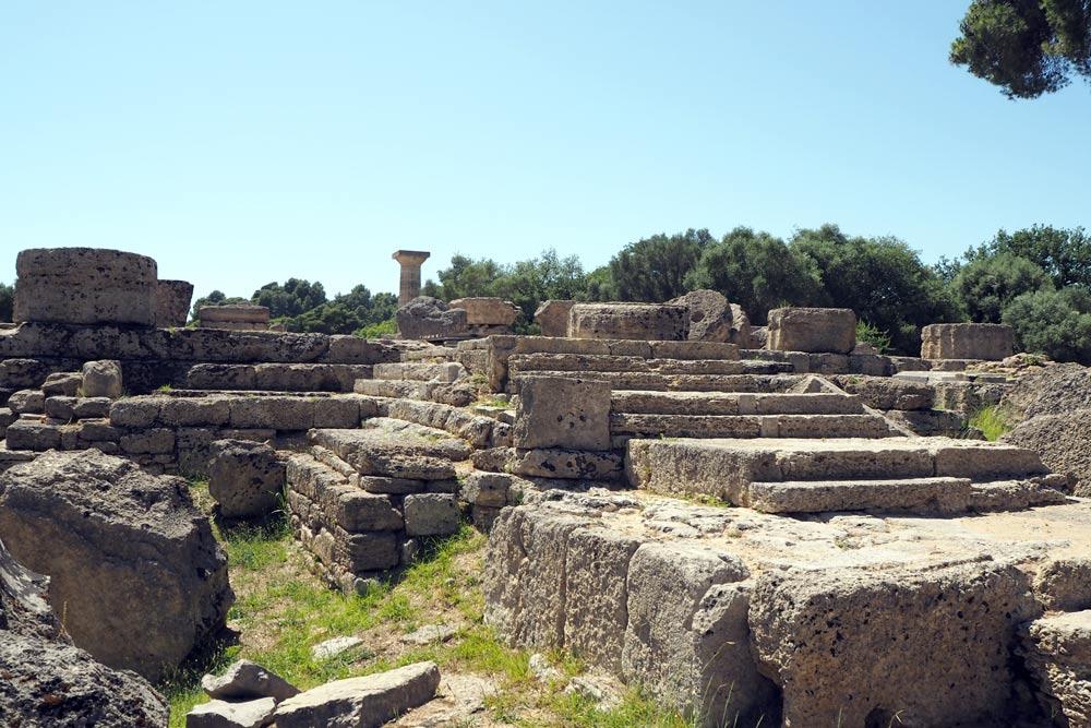Tempio di Zeus nel sito di Olimpia