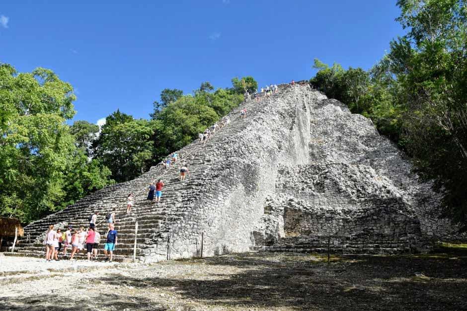 Piramide di Nohoch Mul rovine maya Cobá