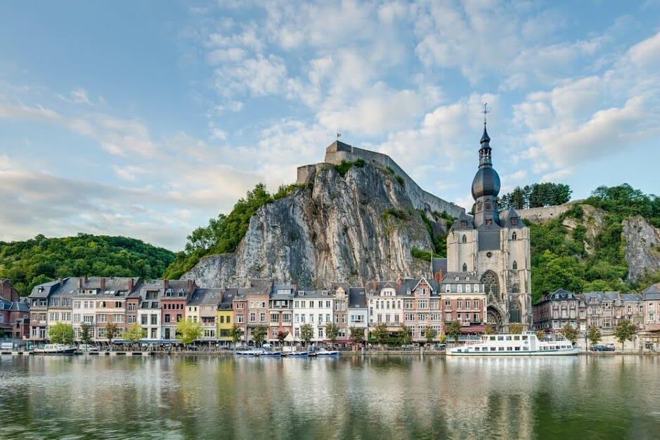 cosa vedere in Belgio Dinant