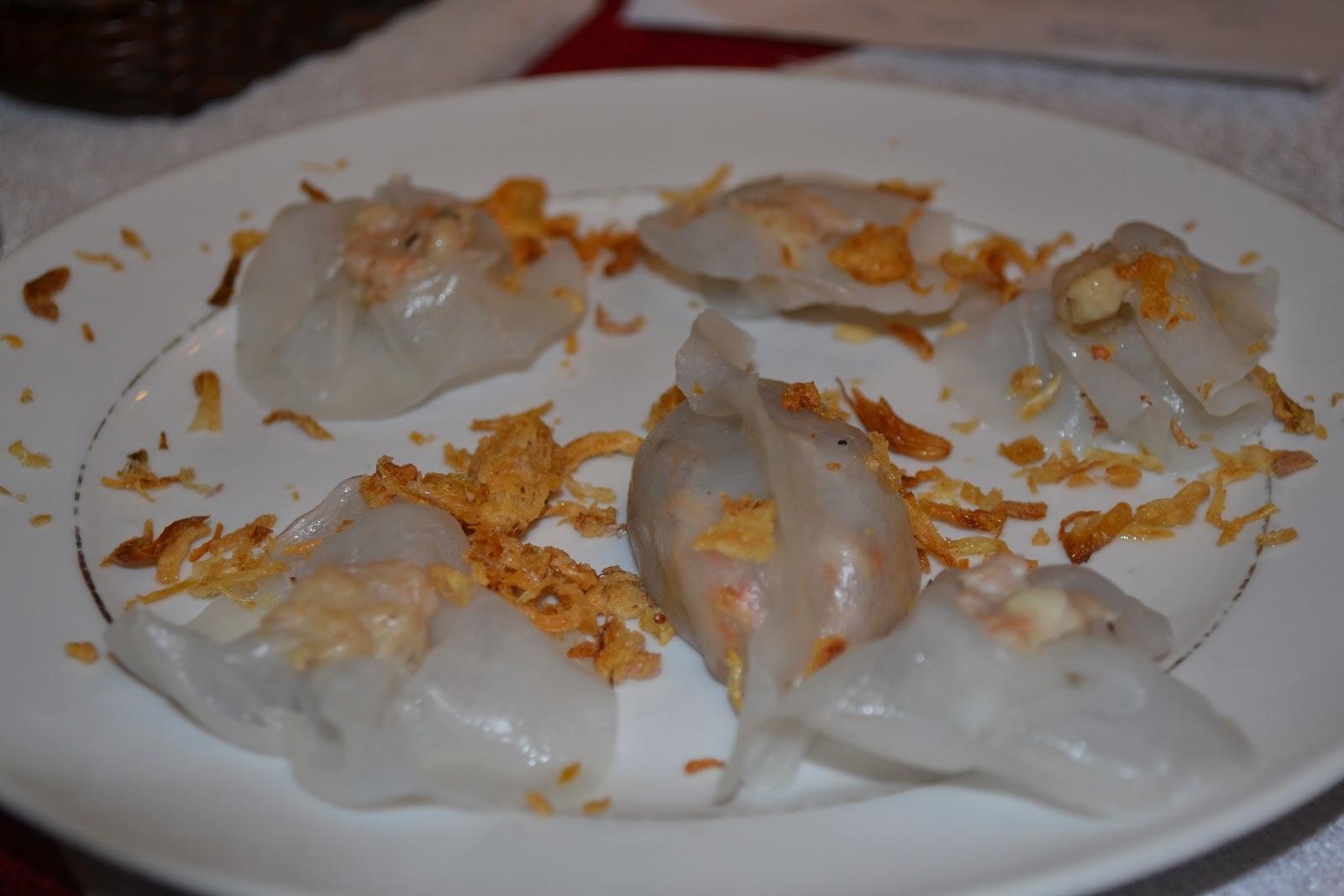 piatto di ravioli white rose, qualcosa da mangiare in Vietnam