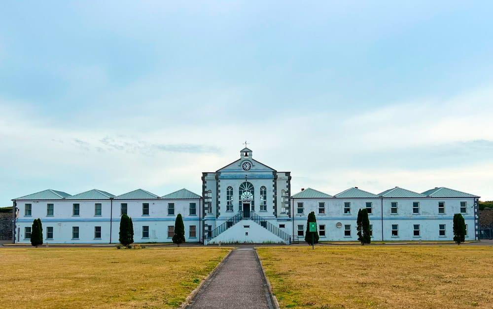 Prigione su Spike Island di fronte a Cobh