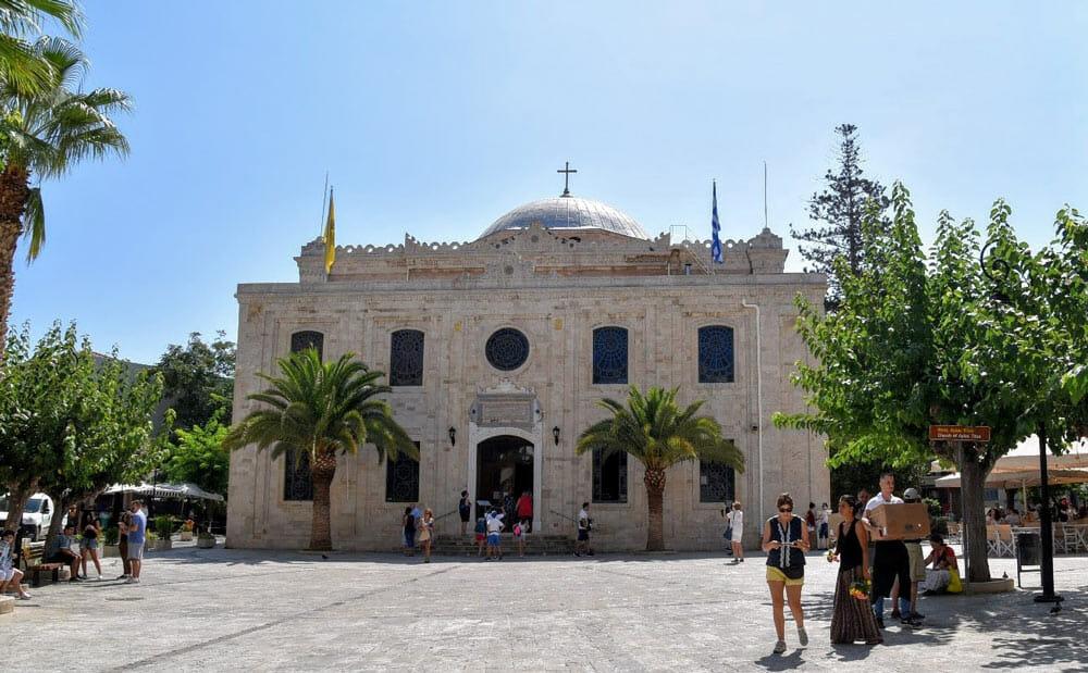 cosa vedere a Heraclión Cattedrale di Agios Titos