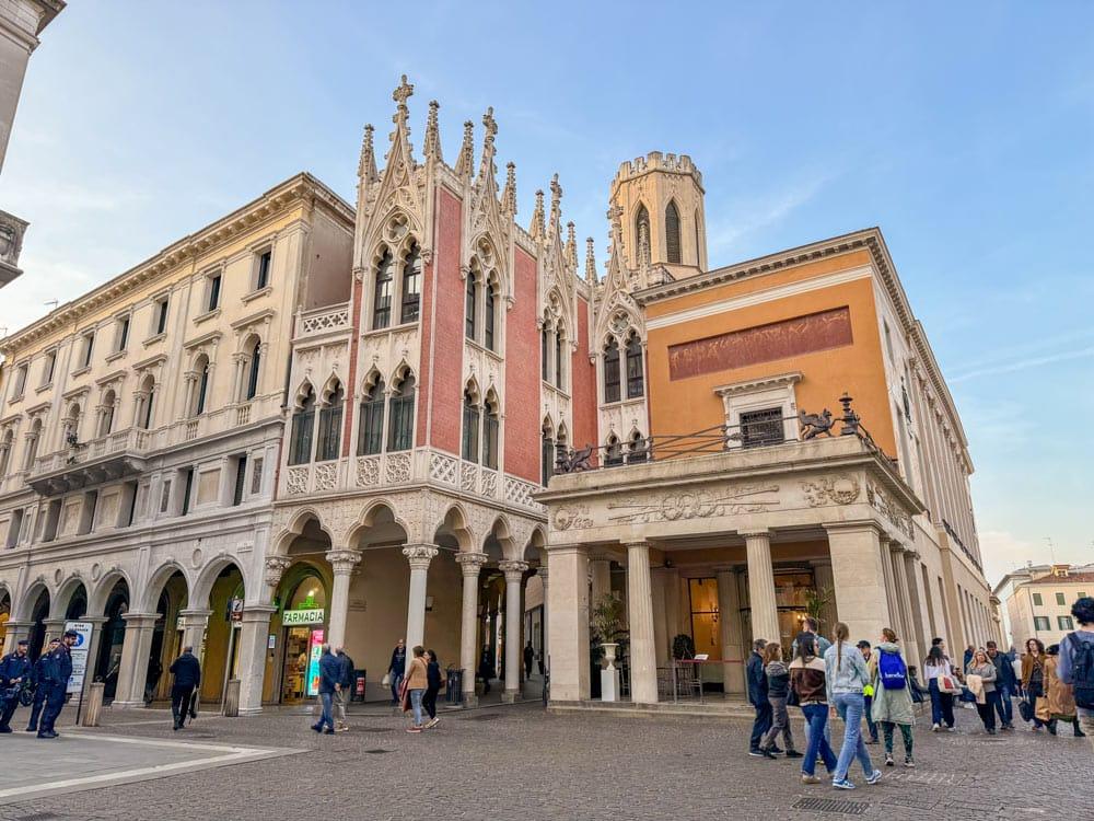 caffè pedrocchi di padova
