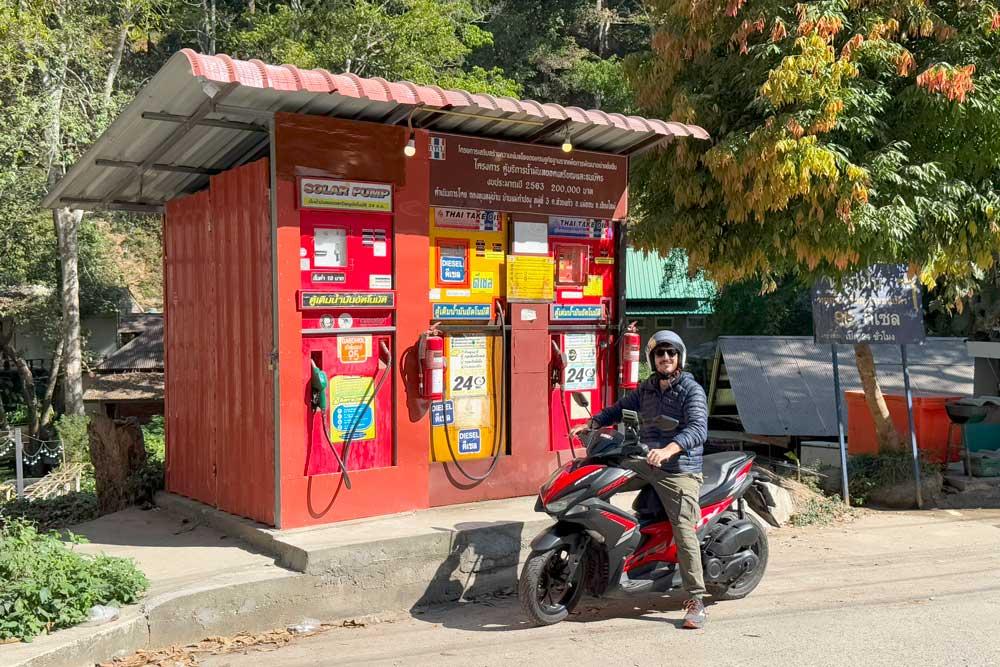 arrivare in moto a Mae Kampong