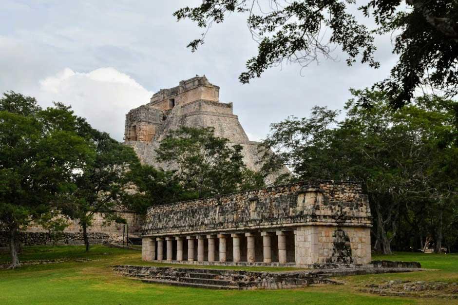 ultimo tempio con colonne zona archeologica di Uxmal