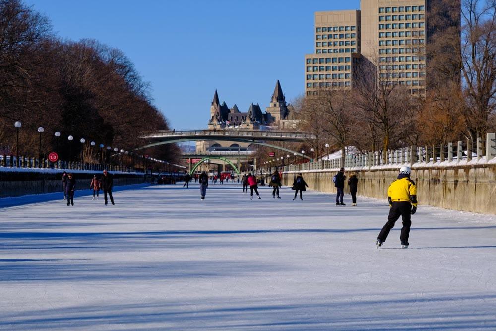 pattinatori sul Canale Rideau di Ottawa