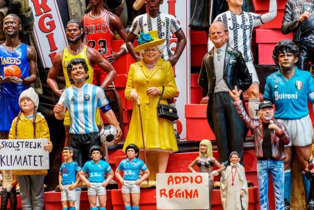 statuine per presepe in via san gregorio armenio