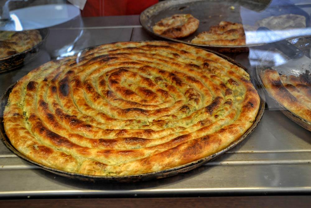Burek piatto tipico dei Balcani