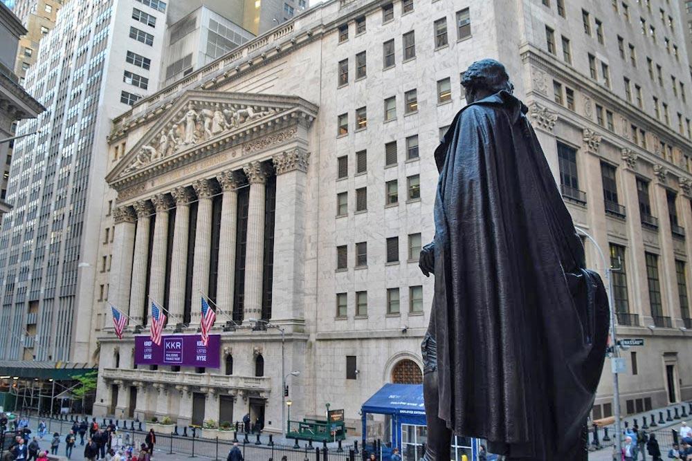 wall street, lower manhattan, nueva york