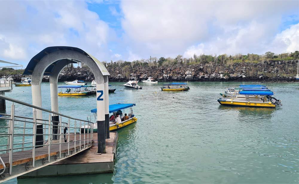 bote taxi barche nelle Galápagos