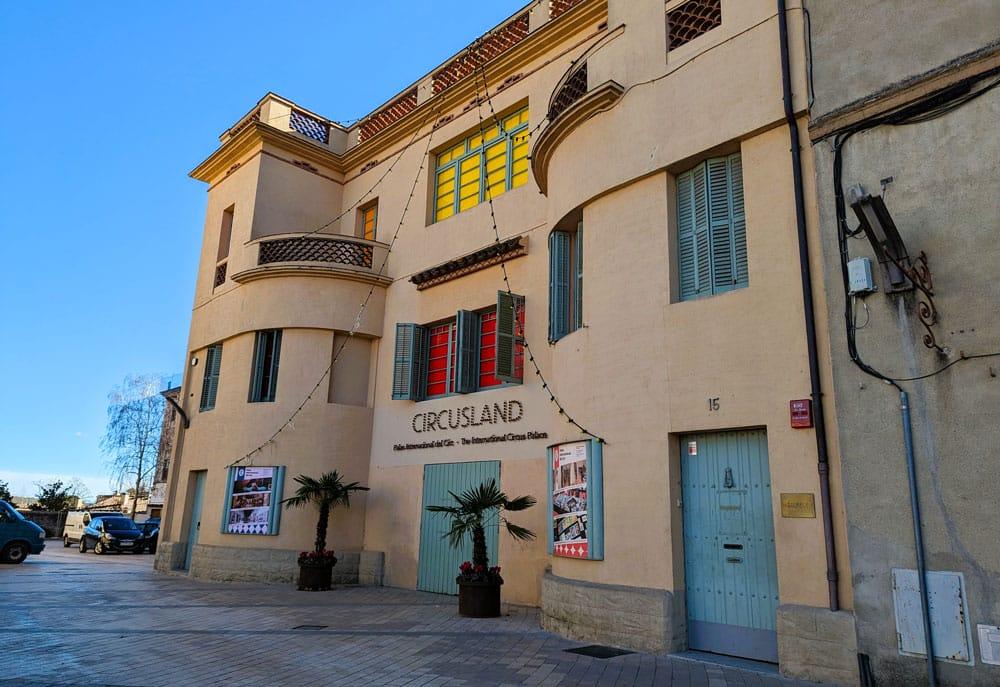 cosa fare a Besalú con bambini Circusland