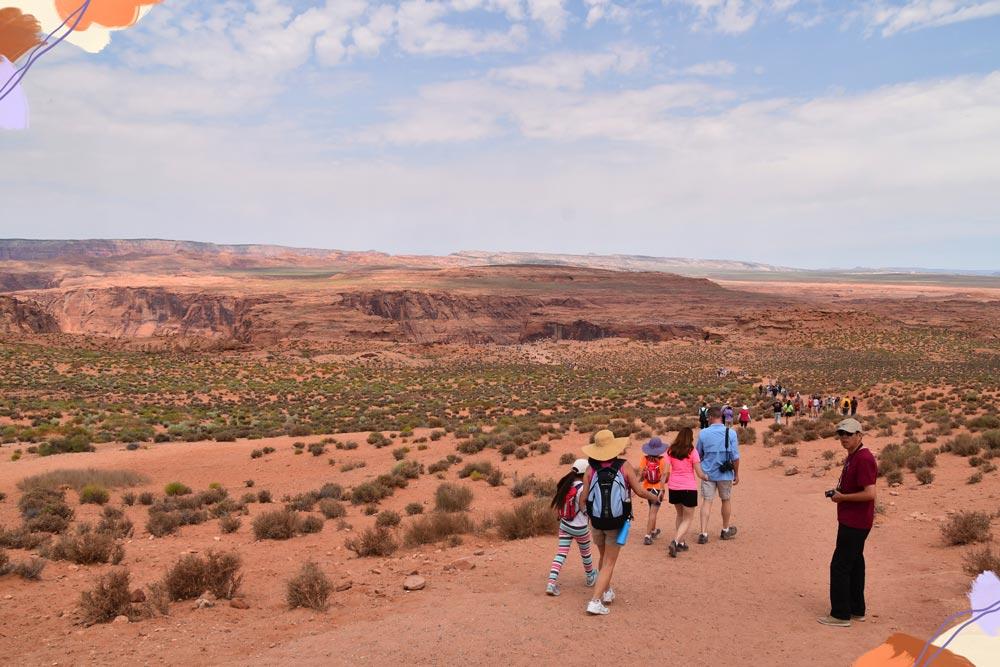 come visitare horseshoe bend: sentiero verso il punto panoramico