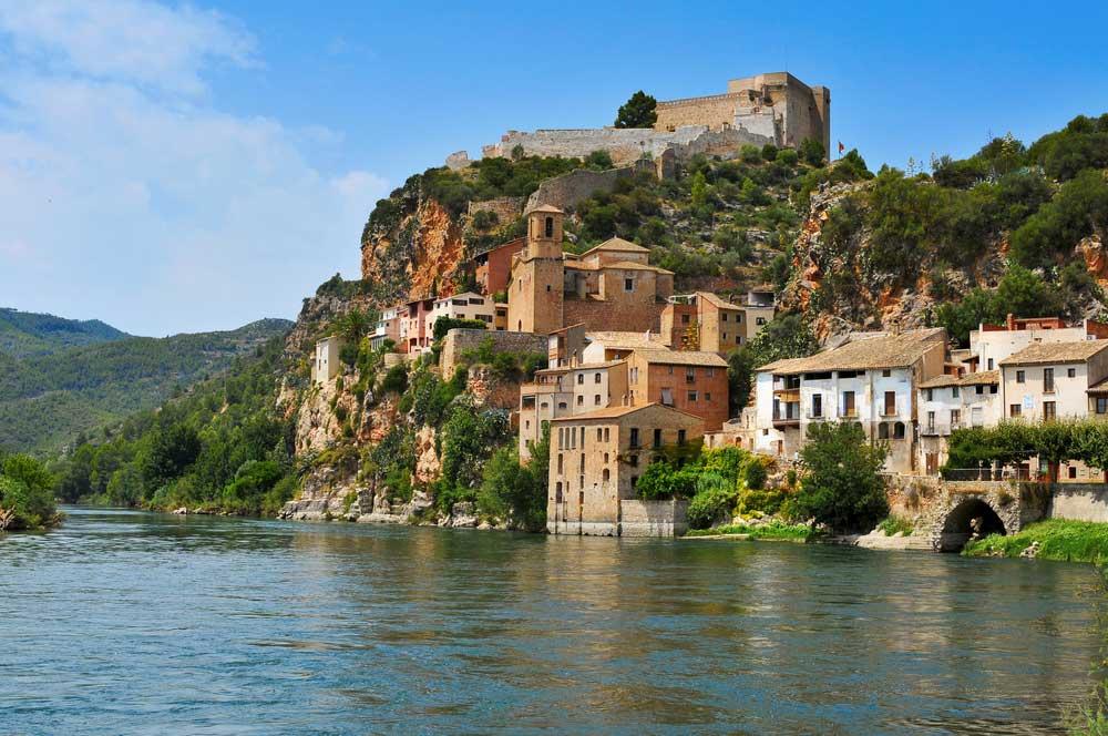 paese di Miravet in Catalogna