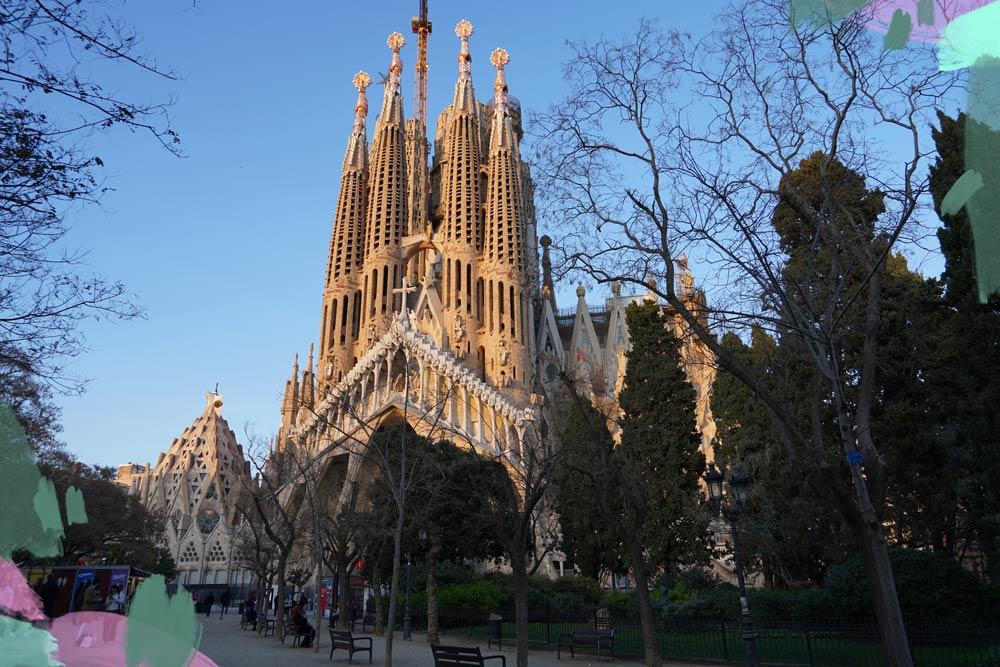Sagrada Familia a Barcellona, una città incantevole in Europa