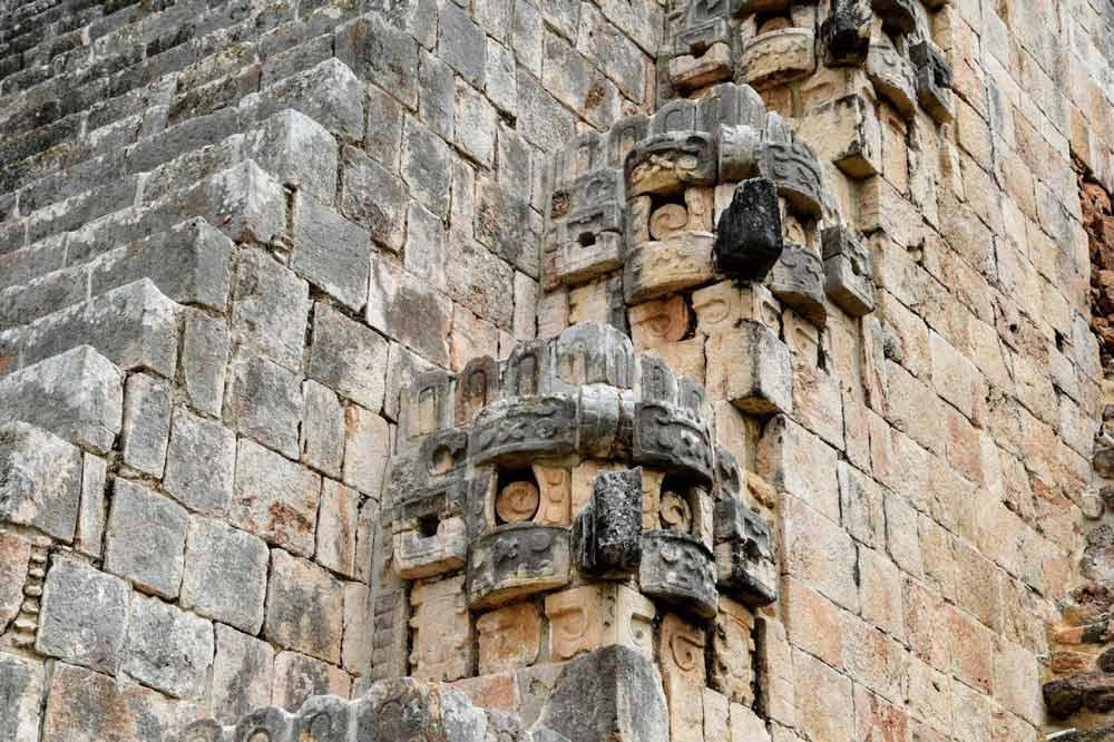mascheroni tempio maya Uxmal