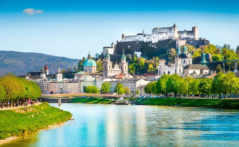 panoramica di Salisburgo dal fiume