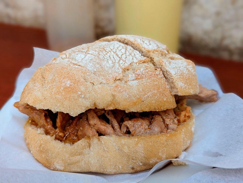 panino bifana conga porto