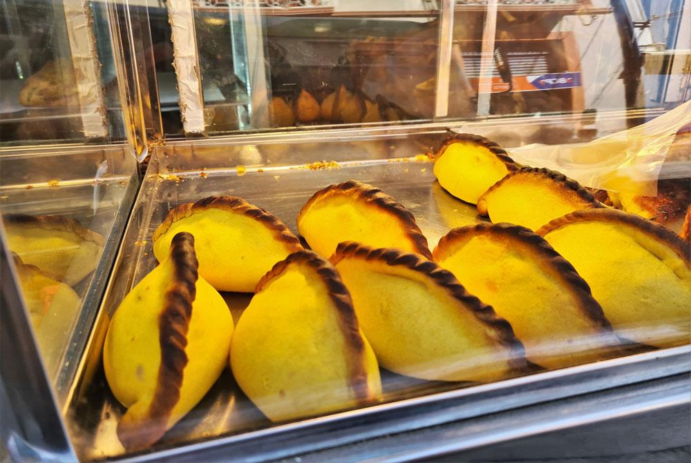 salteñas cibo tipico della Bolivia