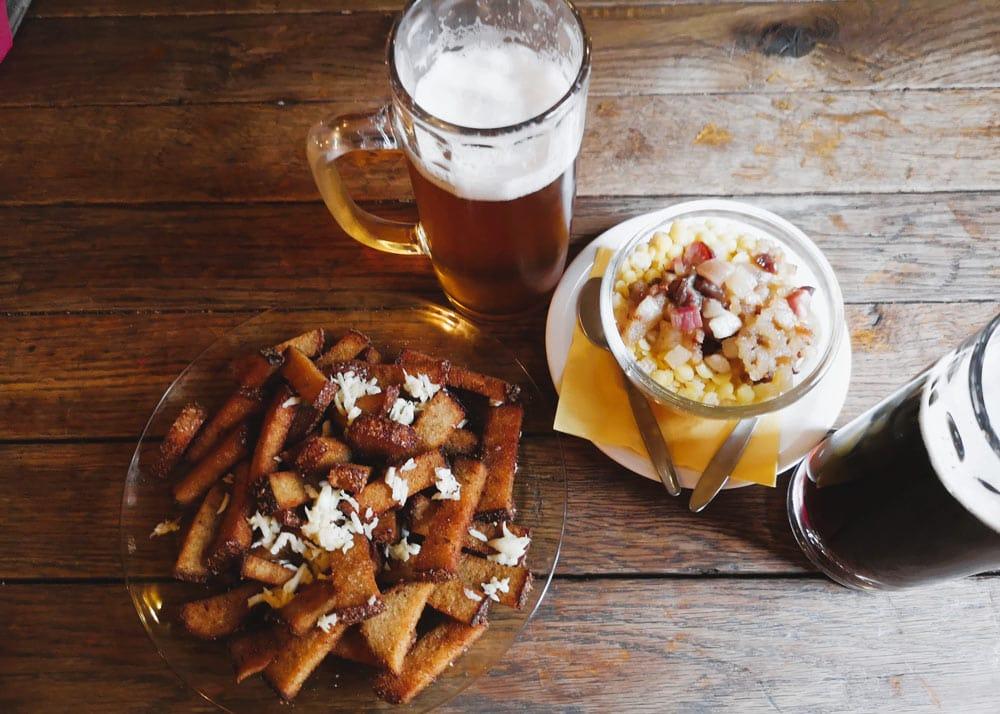 7 ristoranti dove mangiare a Vilnius (bene e a buon mercato)