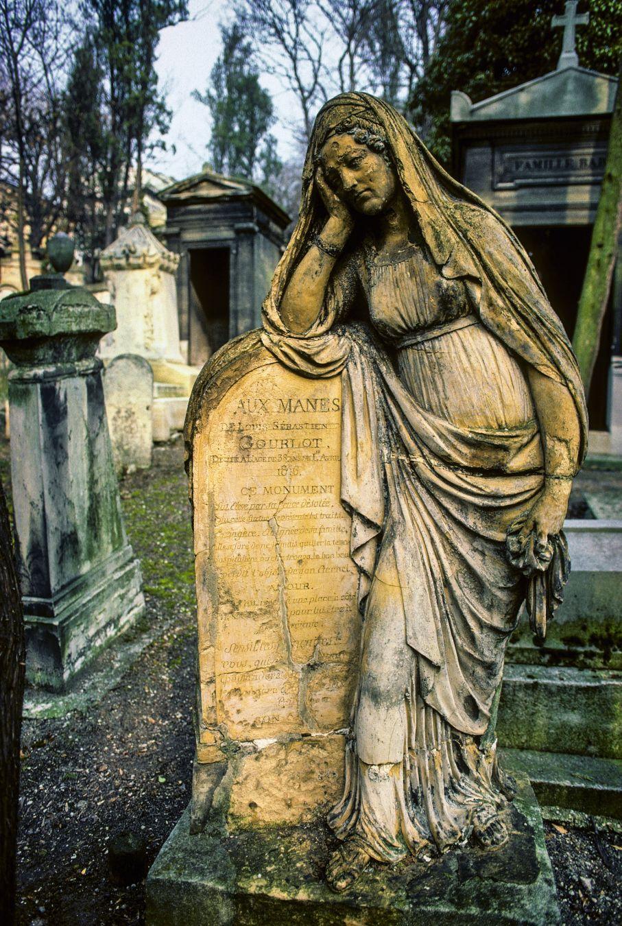 Al Cimetière du Père Lachaise nel XX arondissement riposano molte celebrità © Bruno De Hogues / Getty Images
