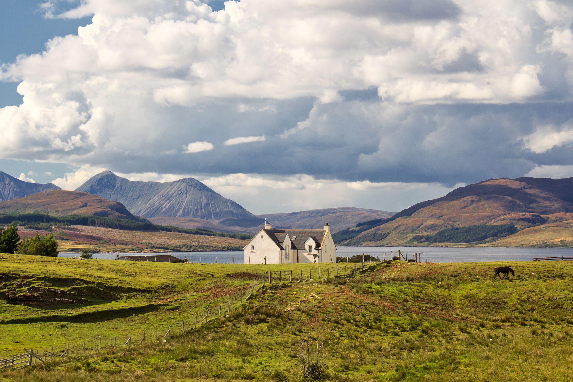 Le Cuillin Hills formano la più spettacolare catena montuosa della Gran Bretagna  ©Josep Suria