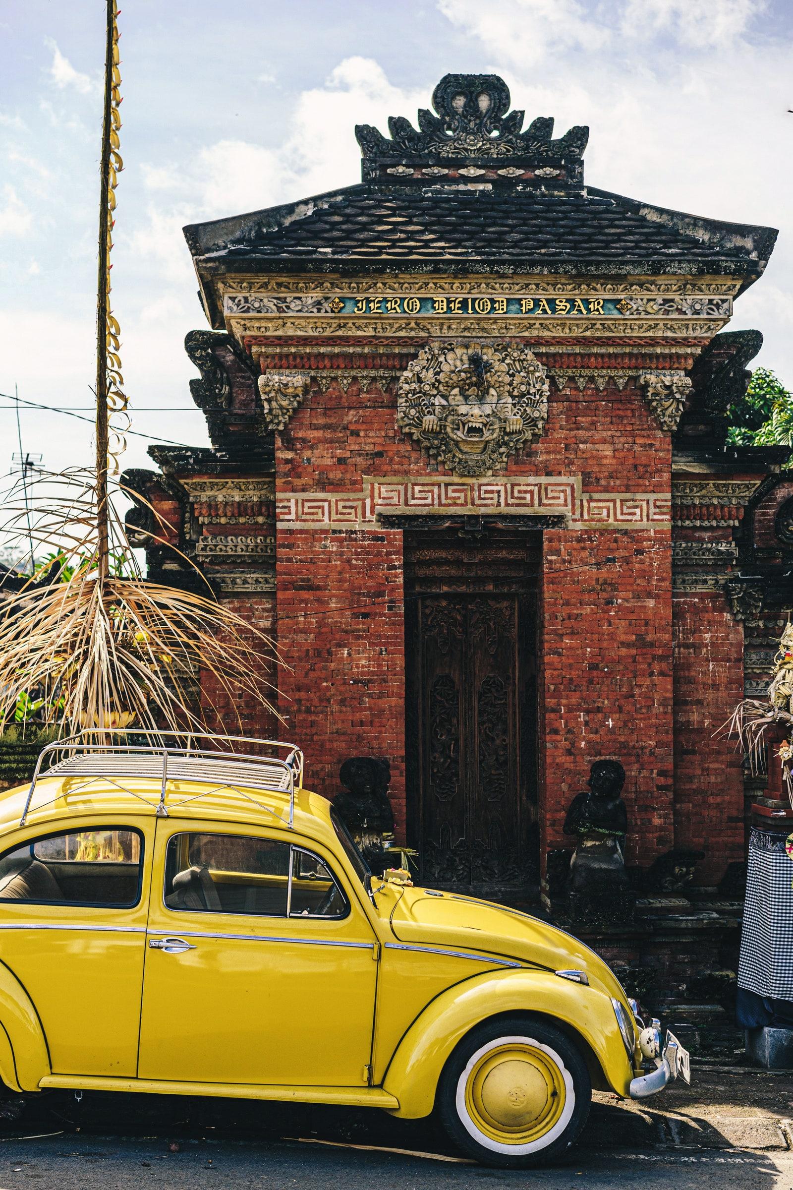 street near Mount Agung